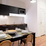 Διαμέρισμα New & Modern Old *