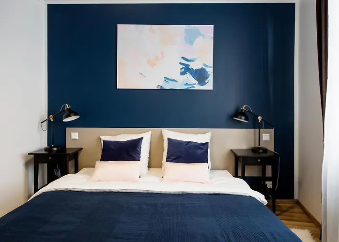 New & Modern Old Apartment *