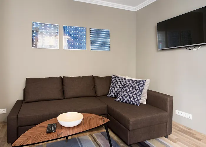 Апартаменты New & Modern Old